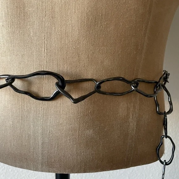 Black Chain Link Belt - Picture 13 of 13